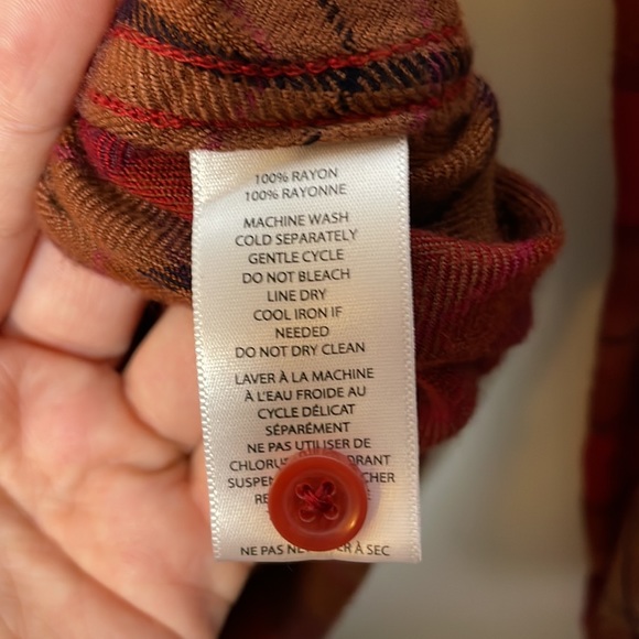 Beach Lunch Lounge Red Plaid Soft Comfy Cozy Rayon Plaid Button Down Flannel XS - Picture 6 of 9